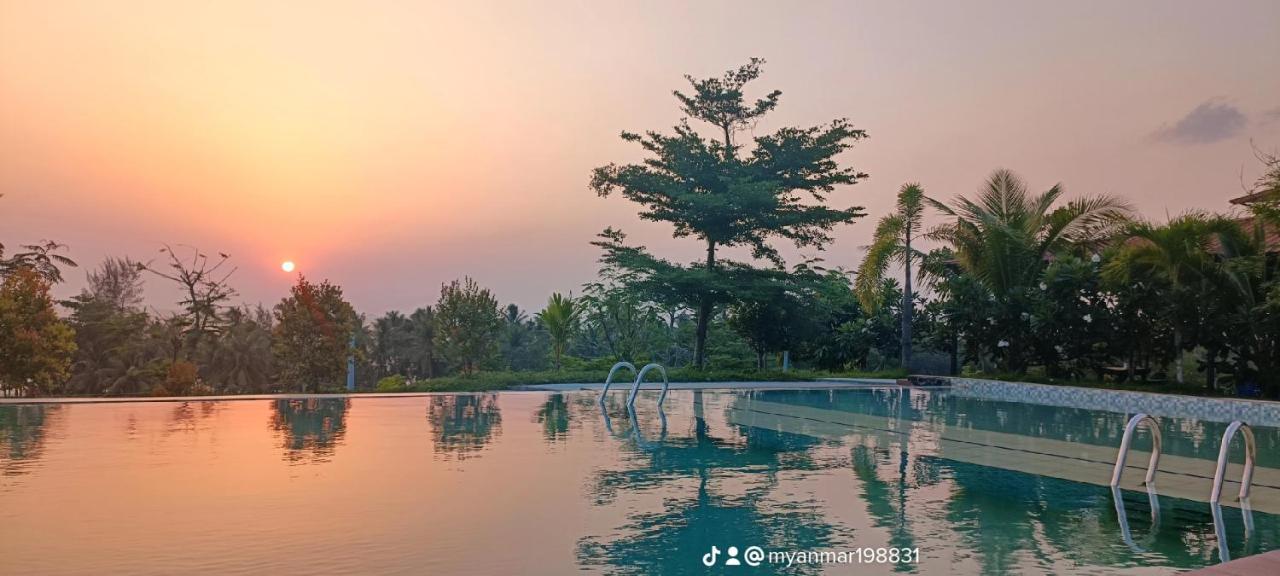 Lover View Pool Bar & Bungalows Ngwesaung Luaran gambar