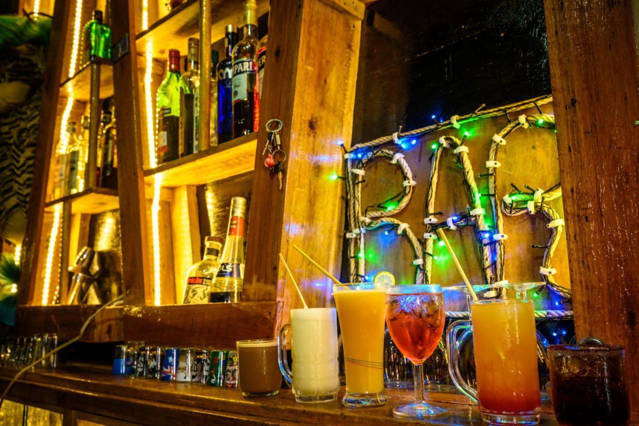 Lover View Pool Bar & Bungalows Ngwesaung Luaran gambar